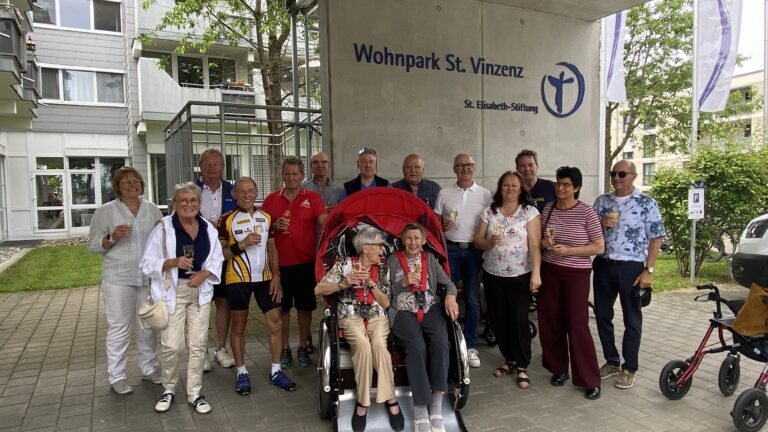 Feierlicher Startschuss für das neue E-Rikscha-Projekt in Aulendorf